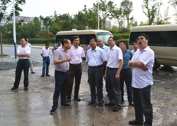 1484018079900608.jpg 201308141120205929.jpg