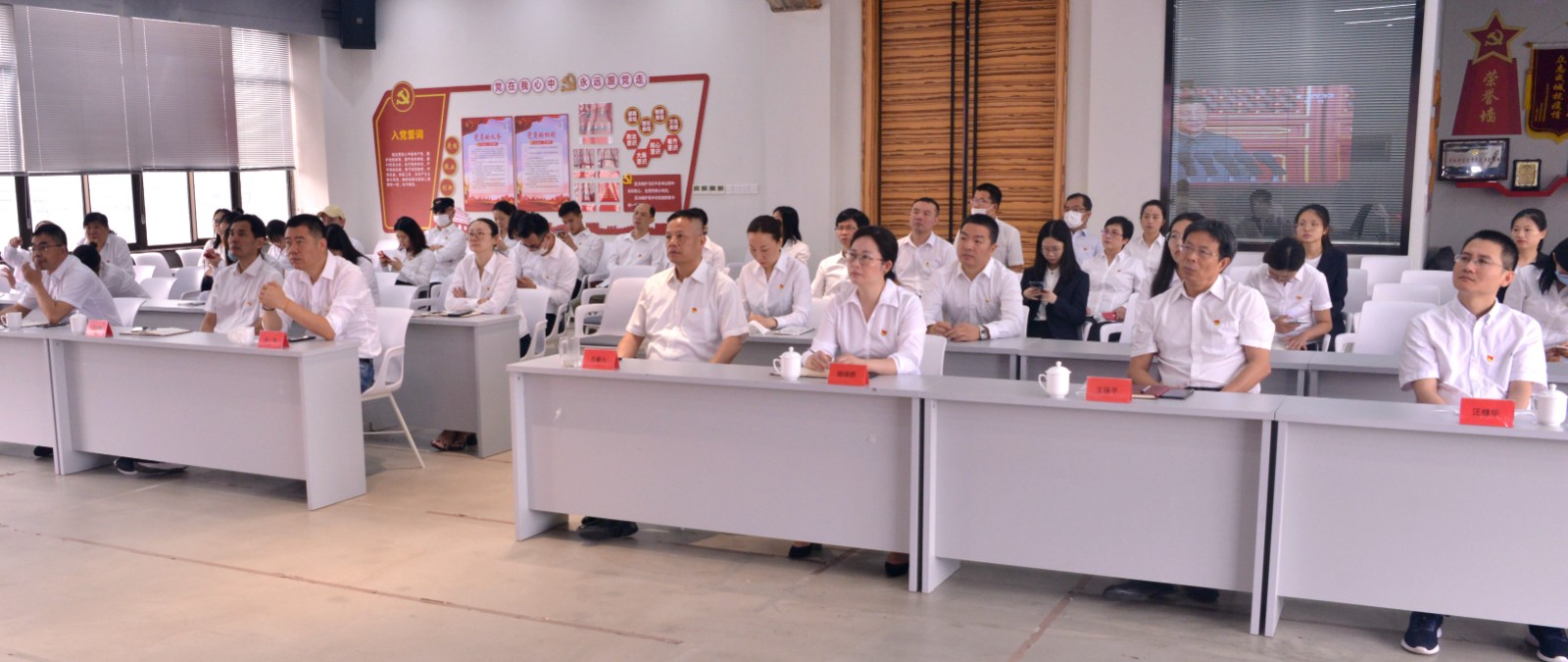 1625627812290603.jpg 工藝品1.jpg