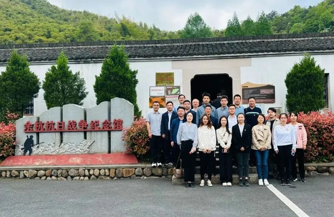 1682214938864834.jpg 640.jpg