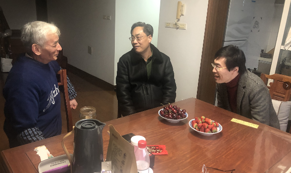 情系老干部 慰問暖人心 廣杰公司領導春節前夕走訪慰問退休老干部